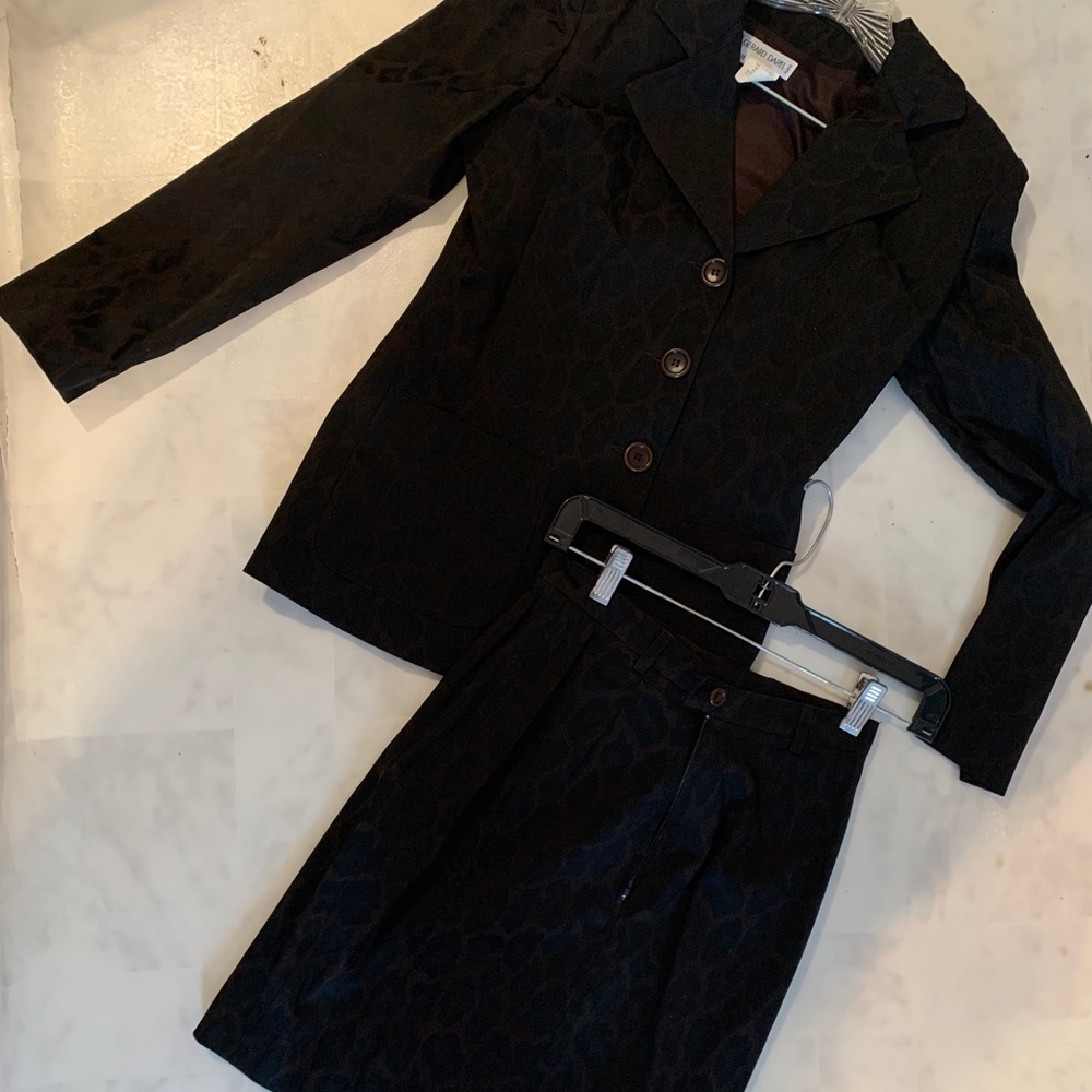 GERARD DAREL | French designer cheetah skirt suit